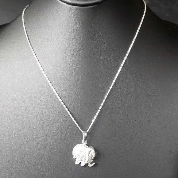 925 sterling silver elephant pendant with zirconia and 925 silver‎ chain